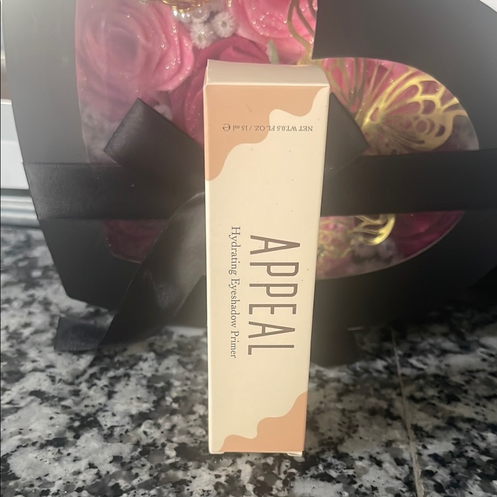 Xappeal Hydrating Eyeshadow Primer - Cream